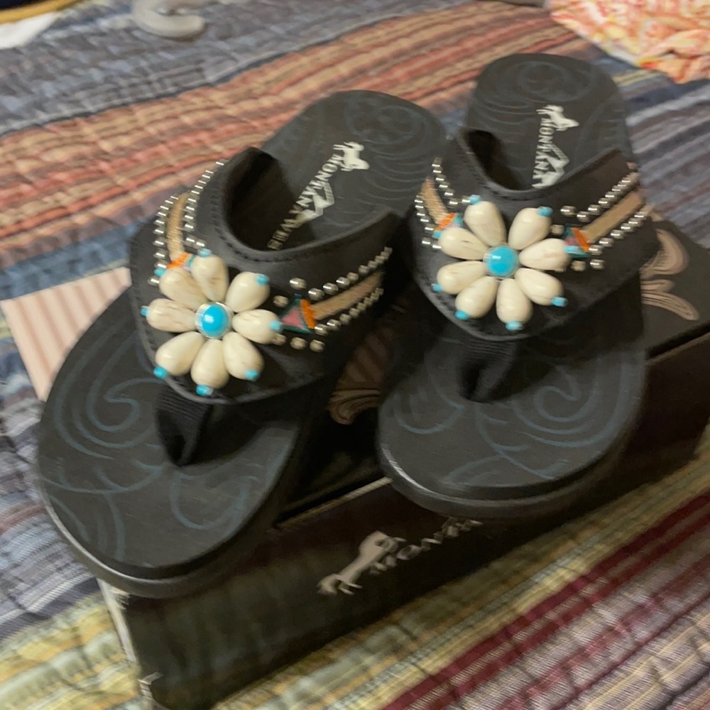 Montana West- Sandals